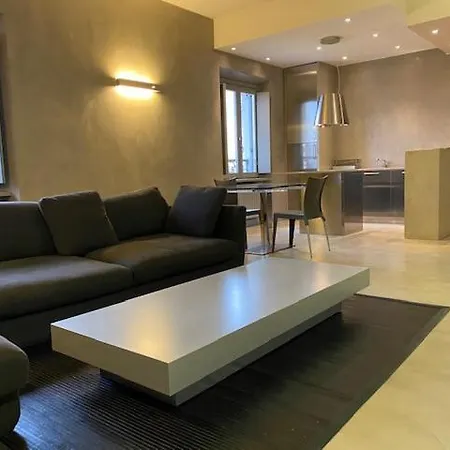 Spacious & Elegant Near Corso Como - Maroncelli Apartment